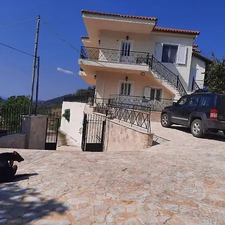 Apartment χαρά Velimakhion